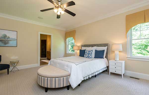 bedroom home staging services 34